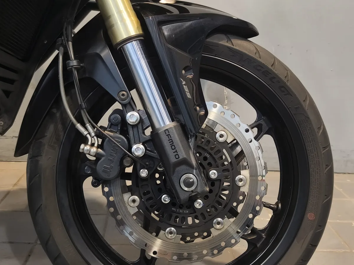 CF MOTO  650 MT